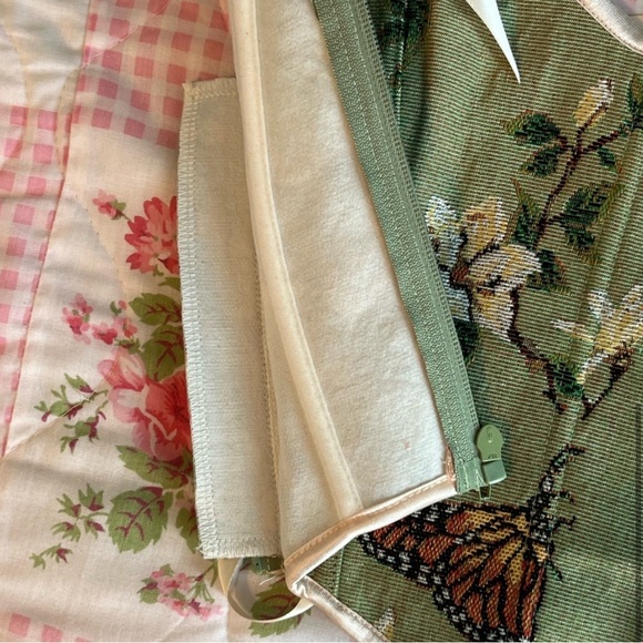 Green Butterfly Corset - Picture 3 of 4